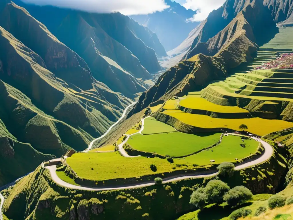 Una vista detallada del Qhapaq Ñan, sistema vial Inca, serpenteando por los Andes